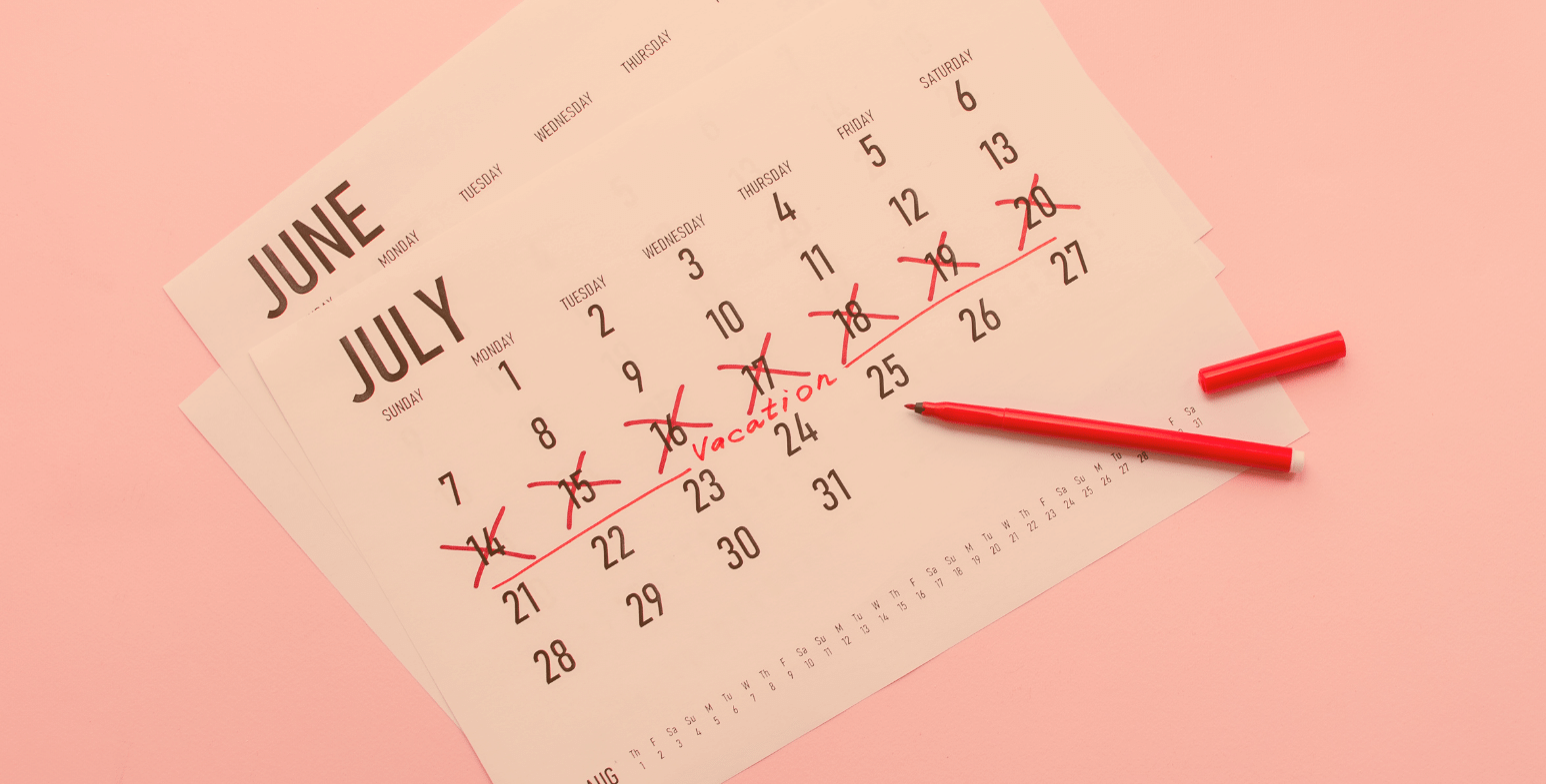 Kalendarz z zaznaczonym urlopem.